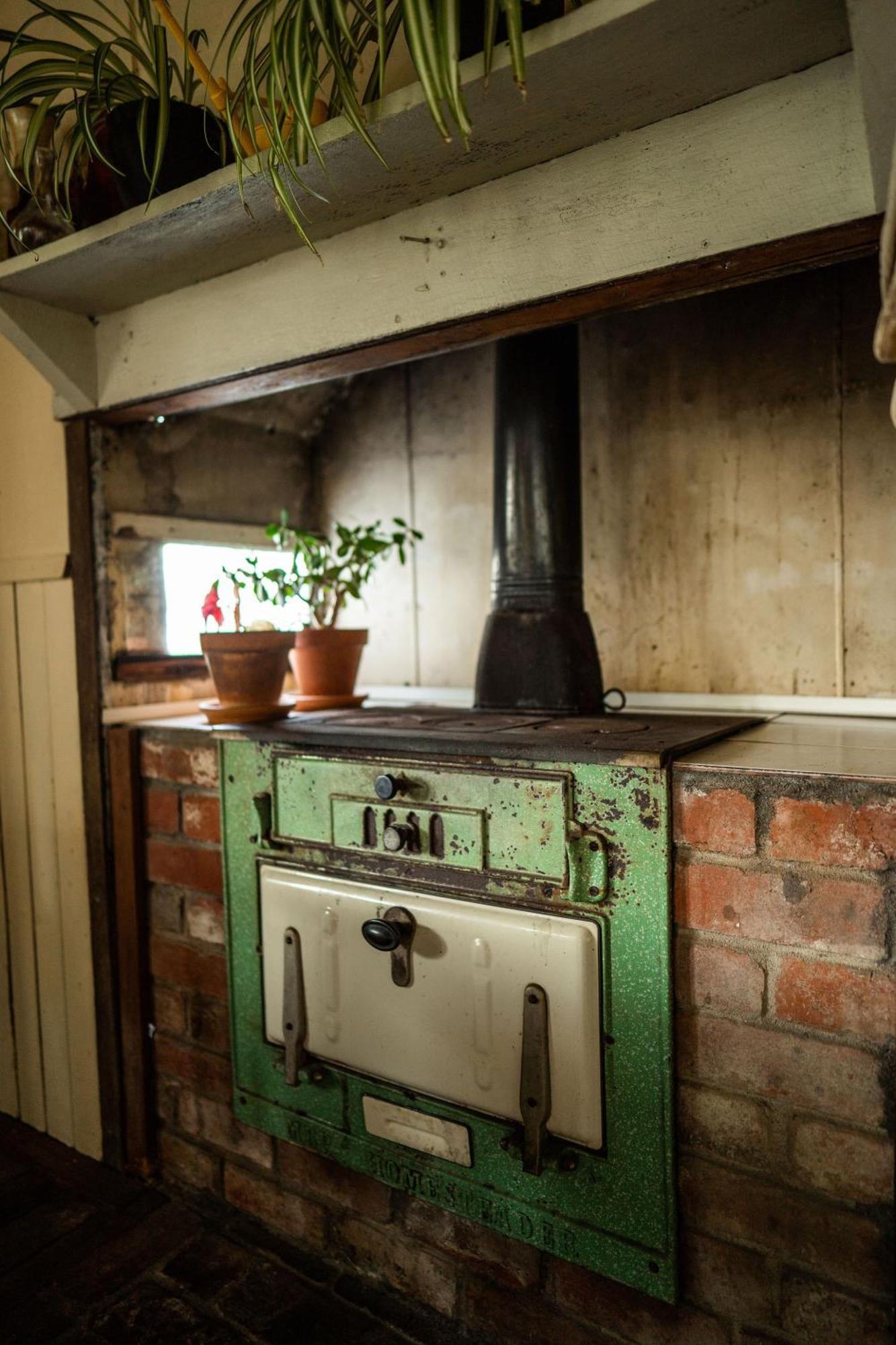 Cosy Farmstay: Green Cabin At Whispering Woods Beedelup Exterior foto